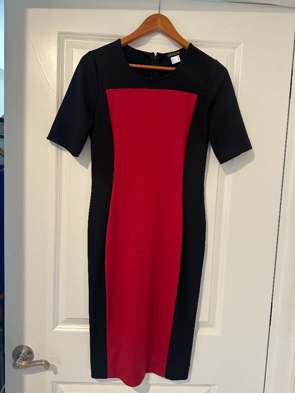 Venus Sheath Dress Black and Red 8